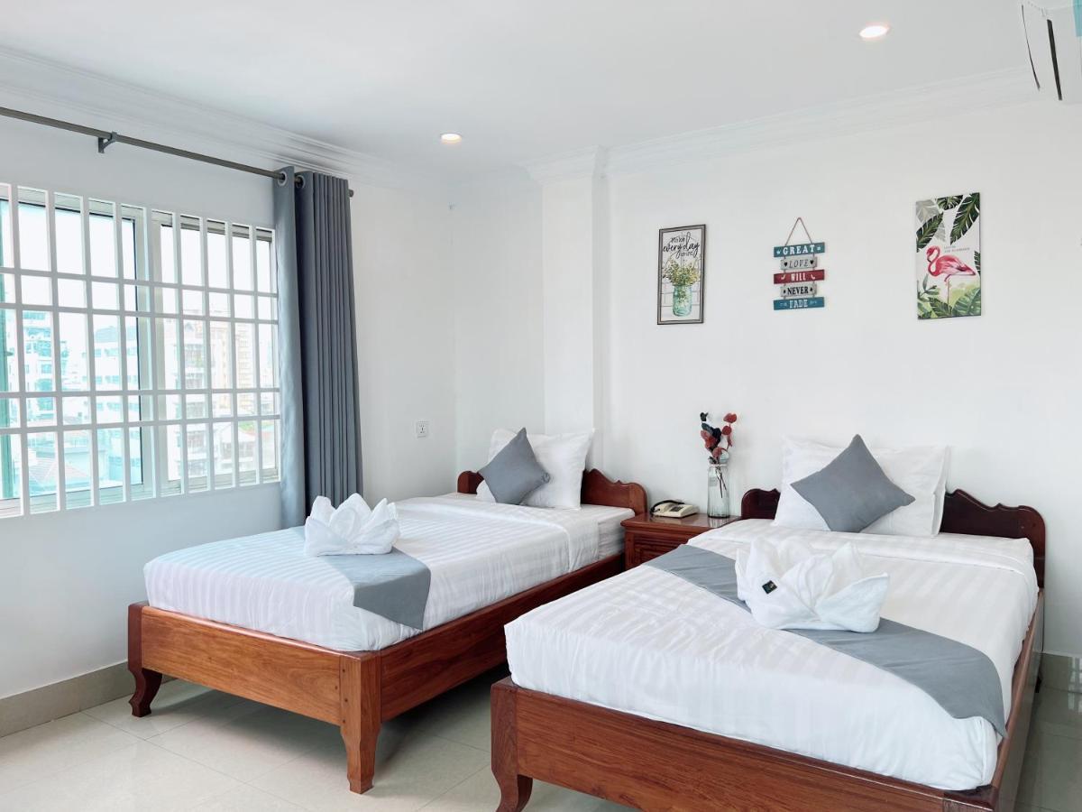 White Corner Hotel بنوم بنه المظهر الخارجي الصورة