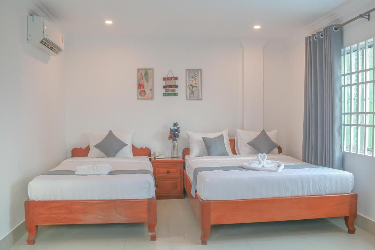 White Corner Hotel بنوم بنه المظهر الخارجي الصورة