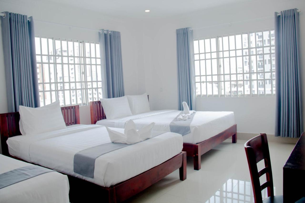 White Corner Hotel بنوم بنه المظهر الخارجي الصورة