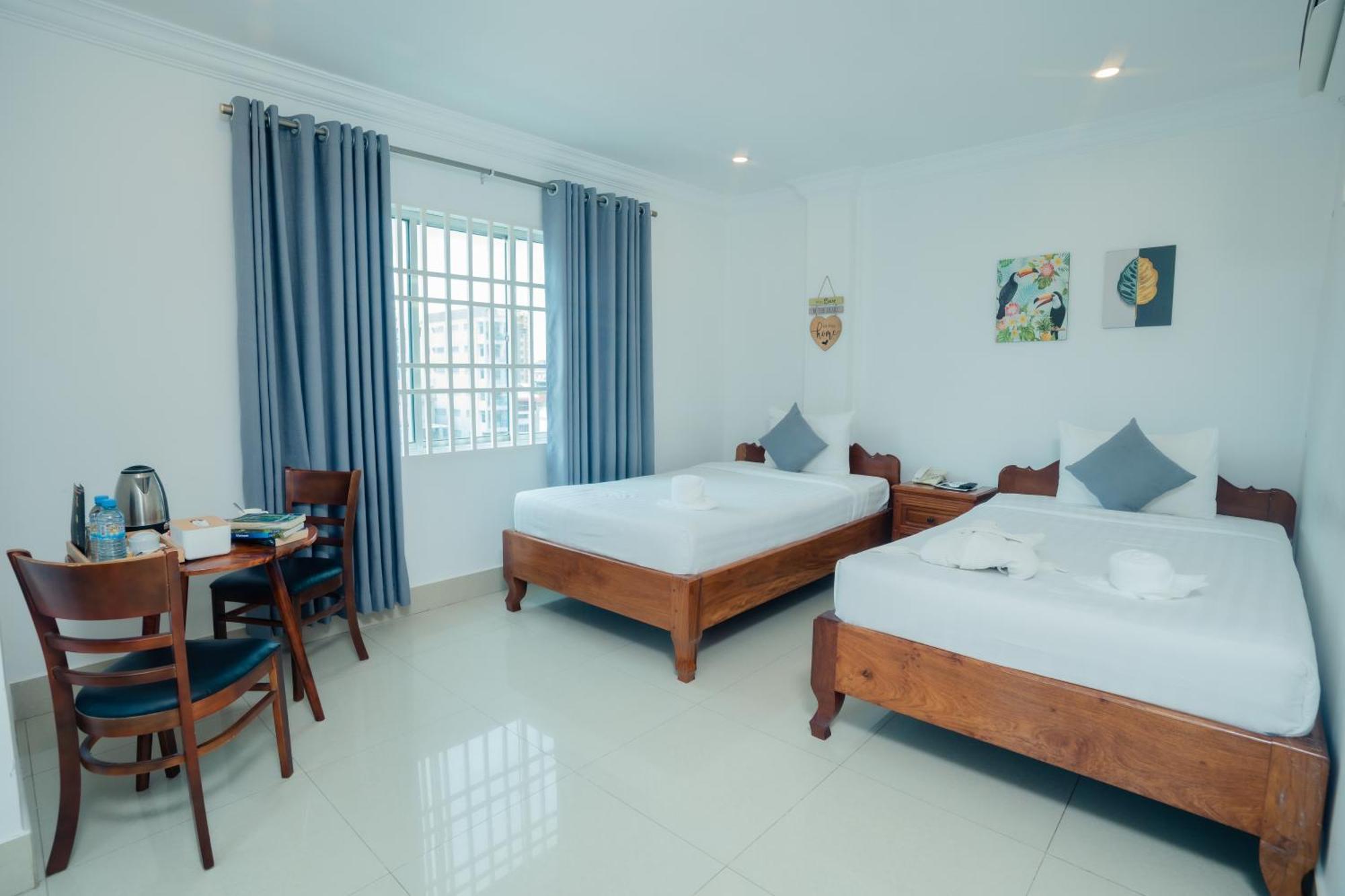 White Corner Hotel بنوم بنه المظهر الخارجي الصورة
